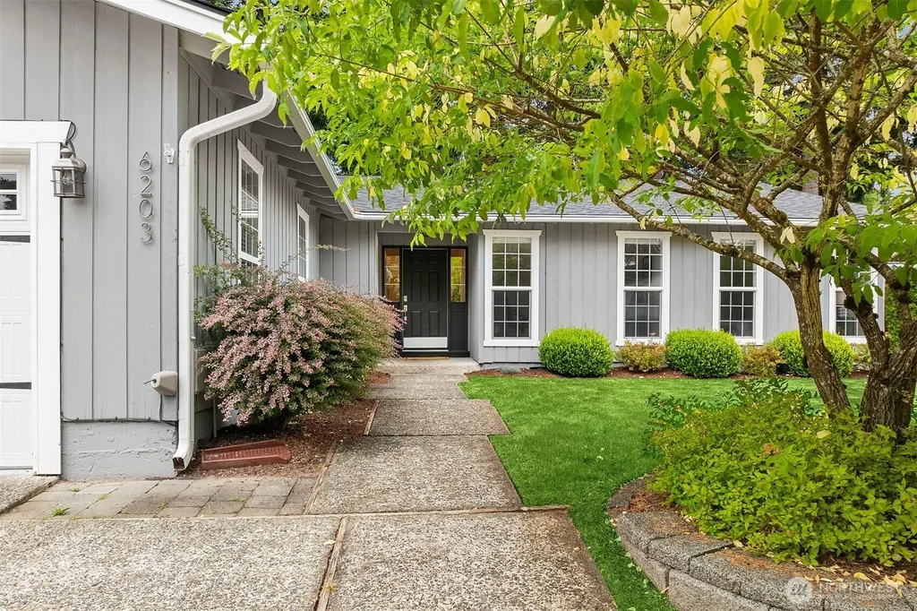 6203 144th Avenue NE Redmond WA 98052