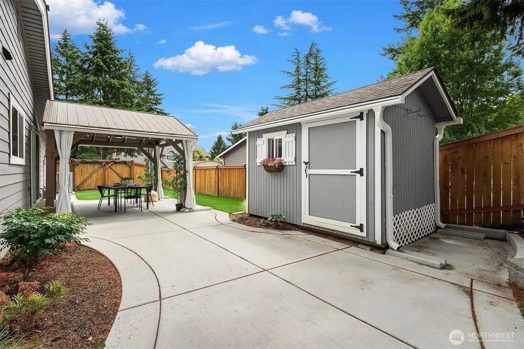 6203 144th Avenue NE Redmond WA 98052
