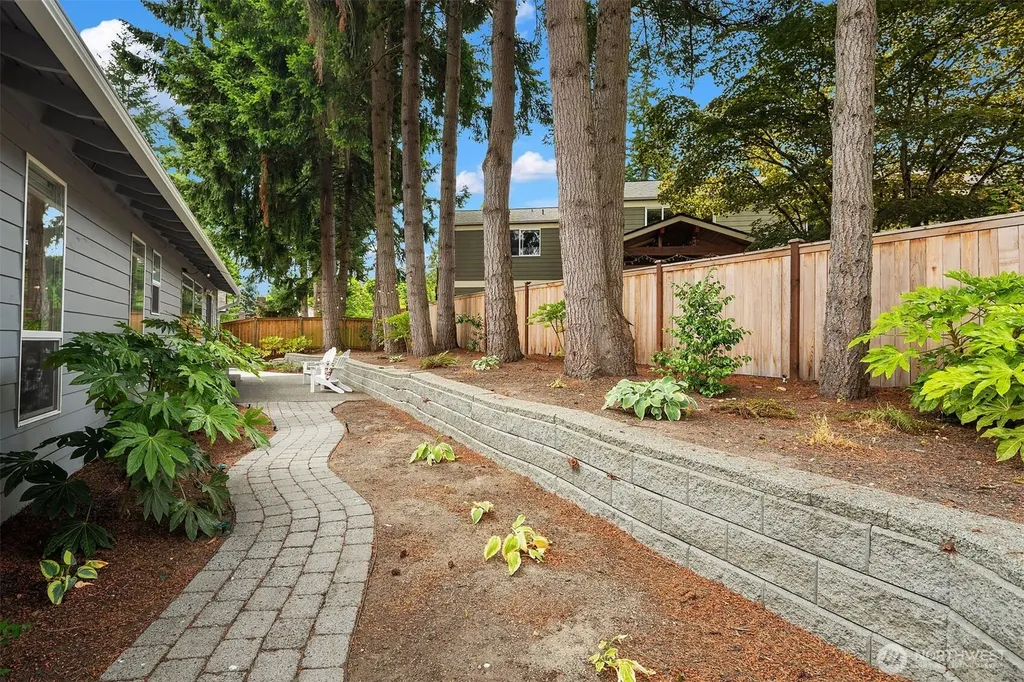 6203 144th Avenue NE Redmond WA 98052