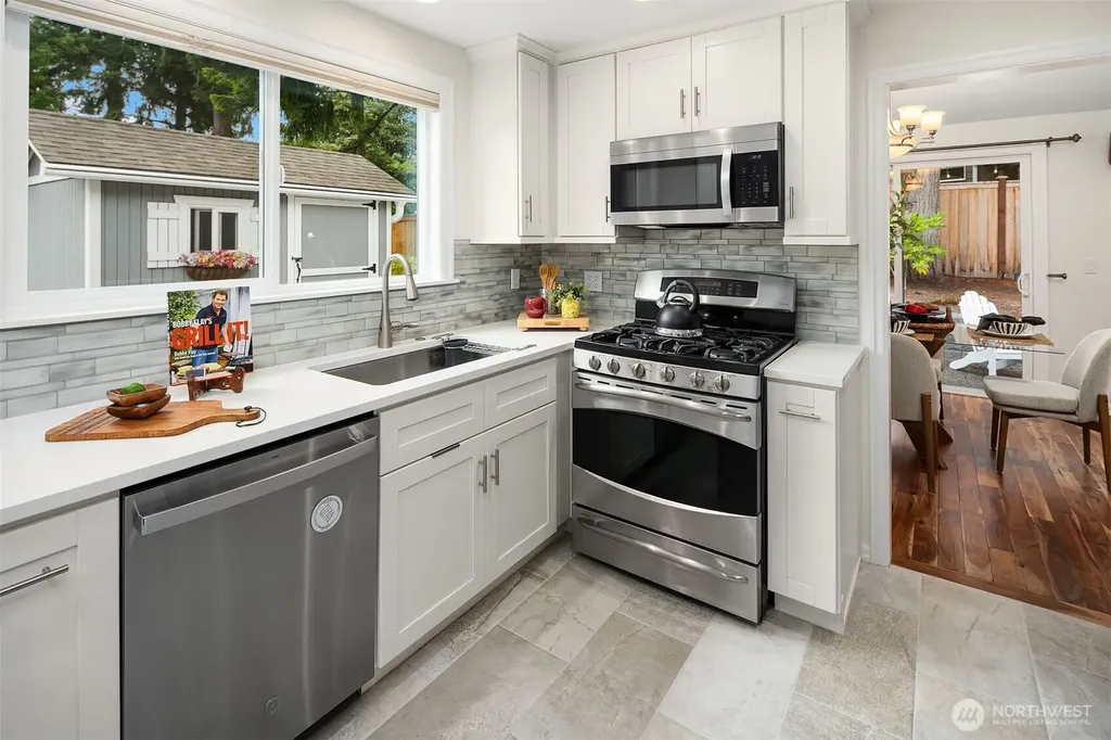 6203 144th Avenue NE Redmond WA 98052
