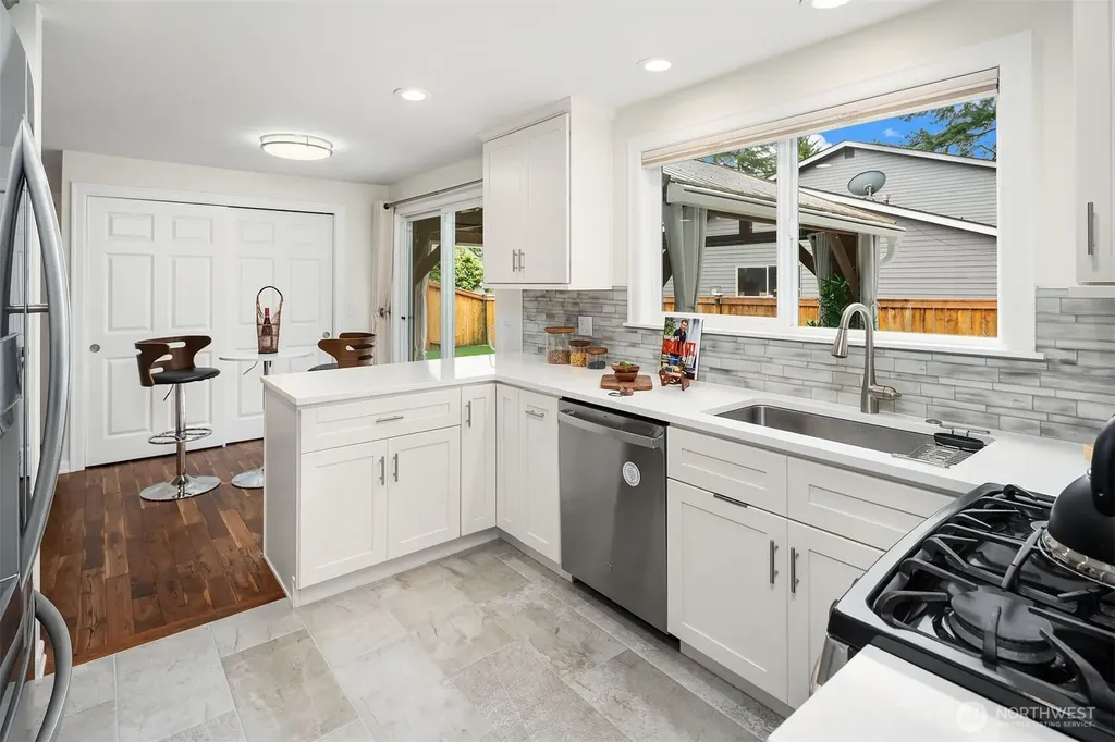 6203 144th Avenue NE Redmond WA 98052