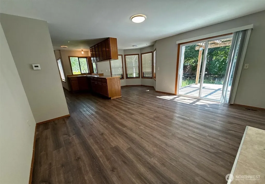 205 Spring Place Enumclaw WA 98022