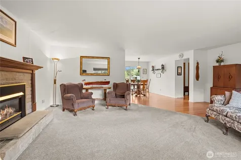 8715 18th Avenue E Tacoma WA 98445