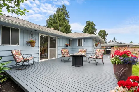 8715 18th Avenue E Tacoma WA 98445