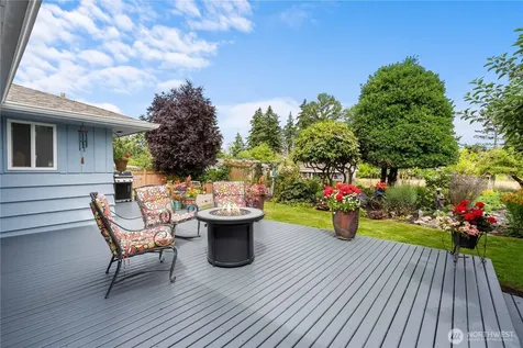 8715 18th Avenue E Tacoma WA 98445