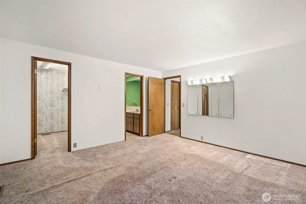 1912 Tacoma Road Puyallup WA 98371