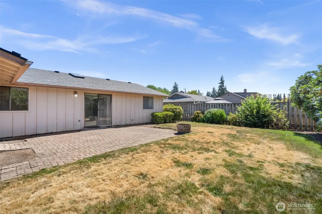 1912 Tacoma Road Puyallup WA 98371
