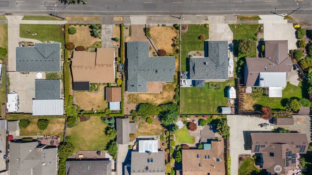 1912 Tacoma Road Puyallup WA 98371