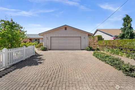 1912 Tacoma Road Puyallup WA 98371
