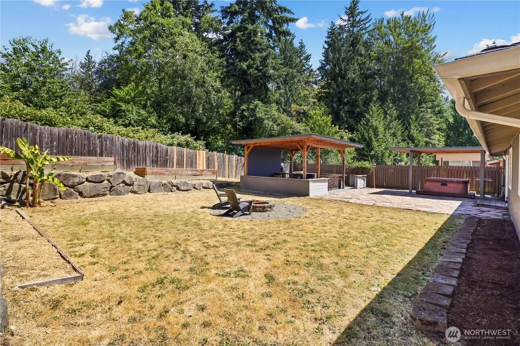 10329 16th Place W Everett WA 98204