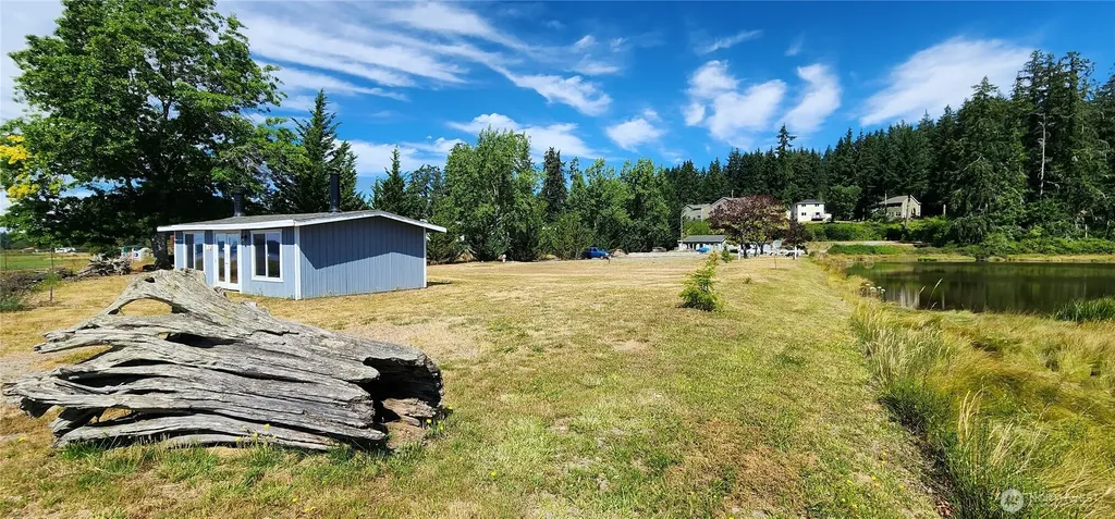 621 NE Gladwin Road Belfair WA 98528
