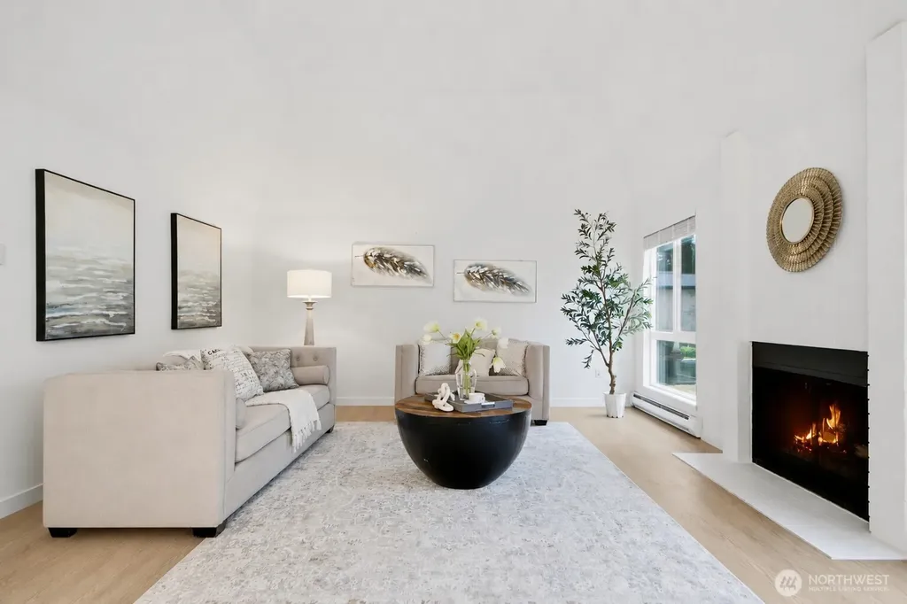 1603 103rd Pl NE Bellevue WA 98004