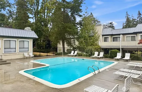 1603 103rd Pl NE Bellevue WA 98004