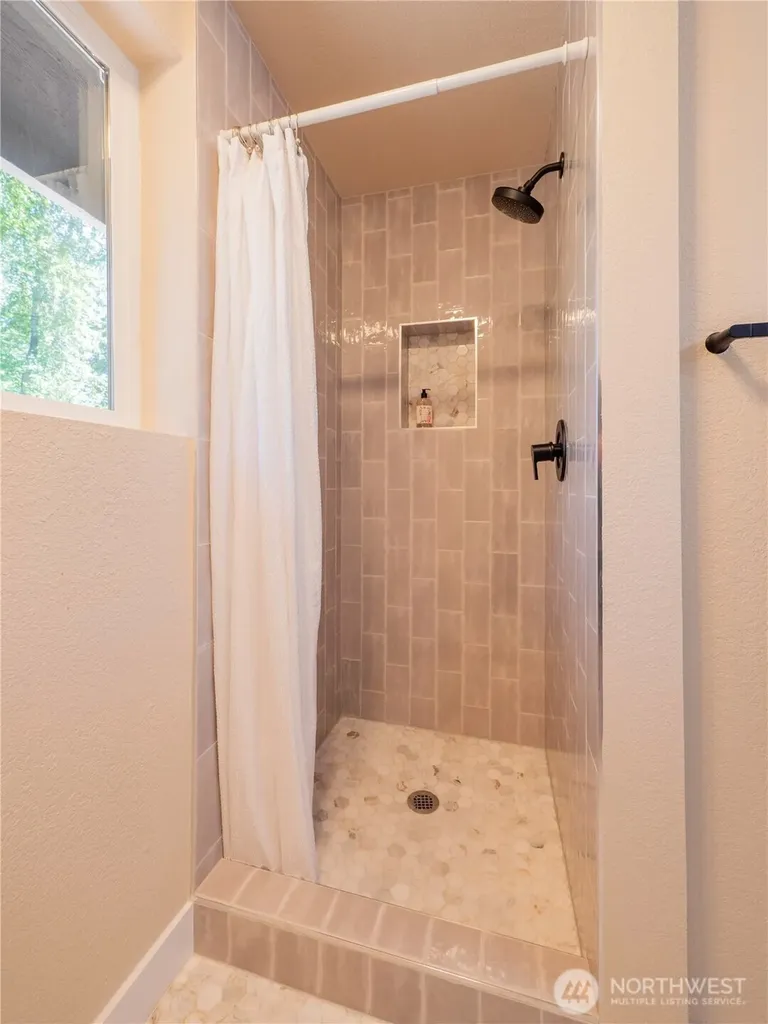 4742 Ruddell Road SE Lacey WA 98503