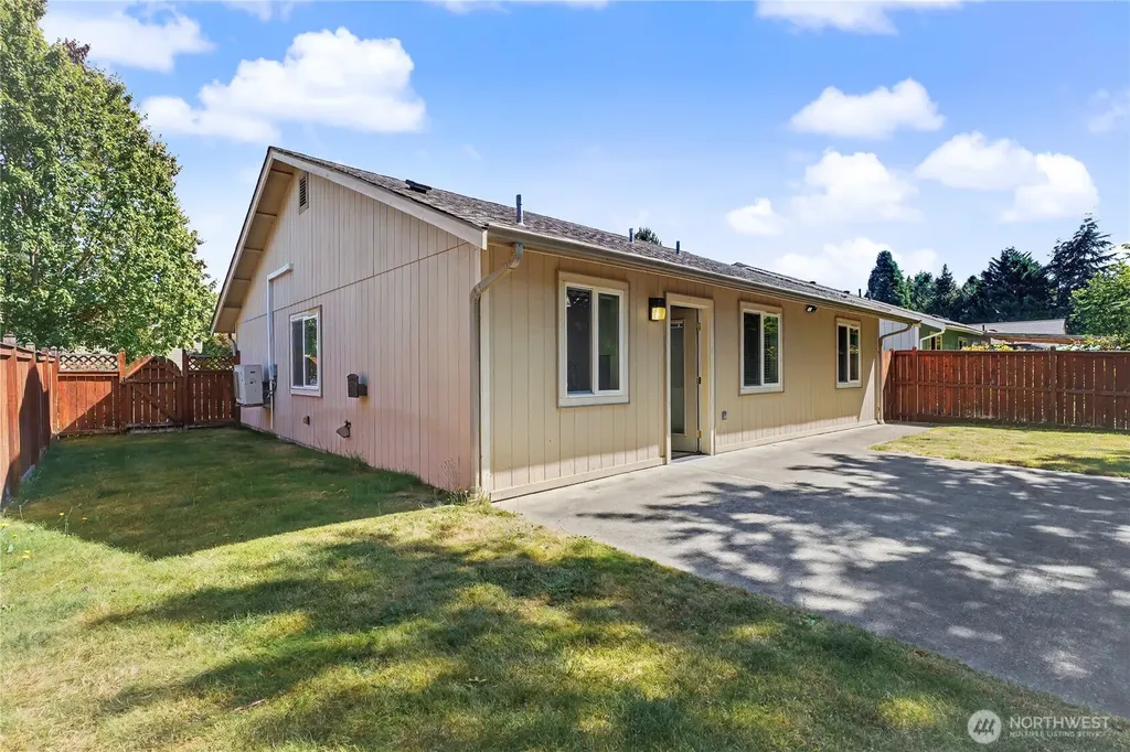 5705 57th Avenue SE Lacey WA 98503