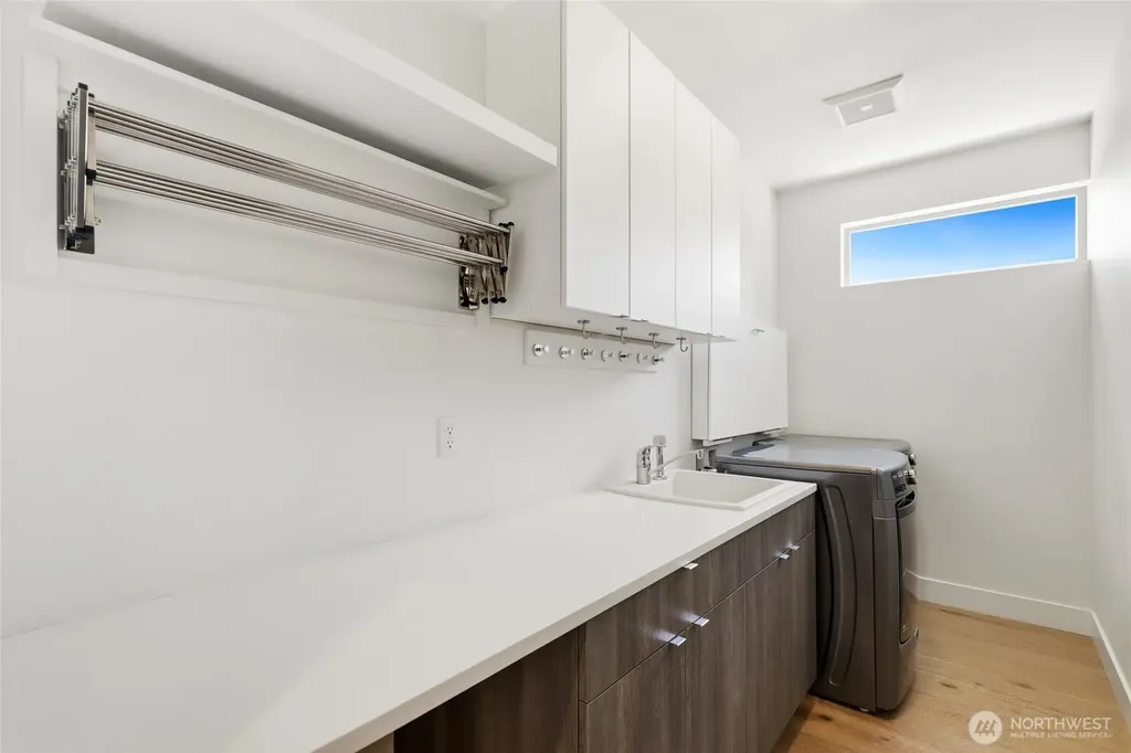 5507 20th Avenue S Seattle WA 98108