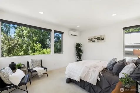 5507 20th Avenue S Seattle WA 98108