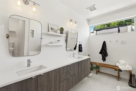5507 20th Avenue S Seattle WA 98108