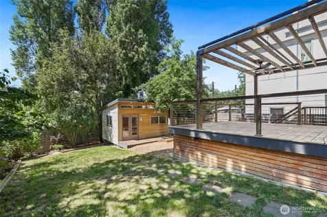 5507 20th Avenue S Seattle WA 98108
