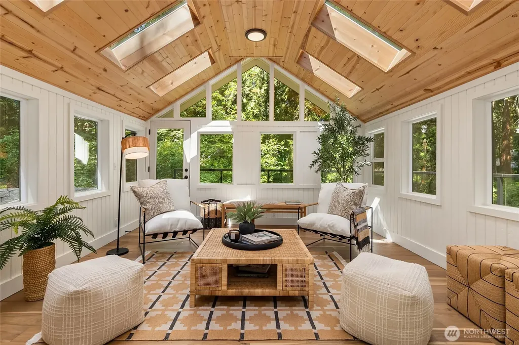 11785 Penny Place NE Bainbridge Island WA 98110