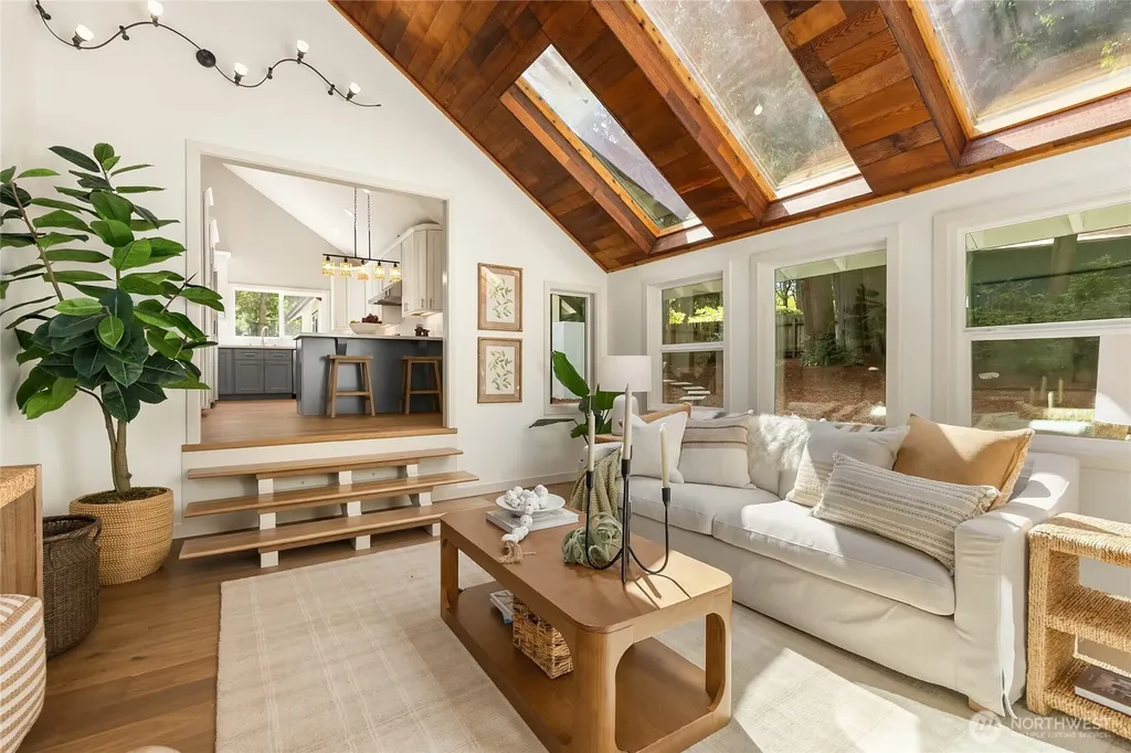 11785 Penny Place NE Bainbridge Island WA 98110