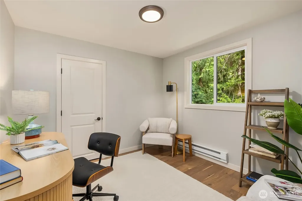 11785 Penny Place NE Bainbridge Island WA 98110