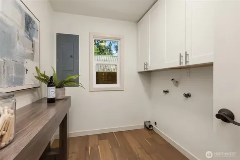 11785 Penny Place NE Bainbridge Island WA 98110
