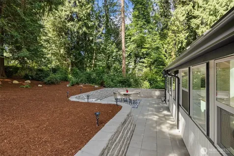 11785 Penny Place NE Bainbridge Island WA 98110
