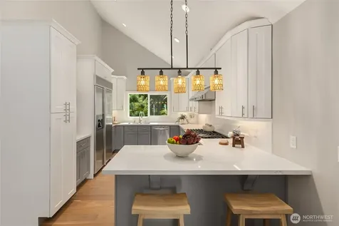 11785 Penny Place NE Bainbridge Island WA 98110