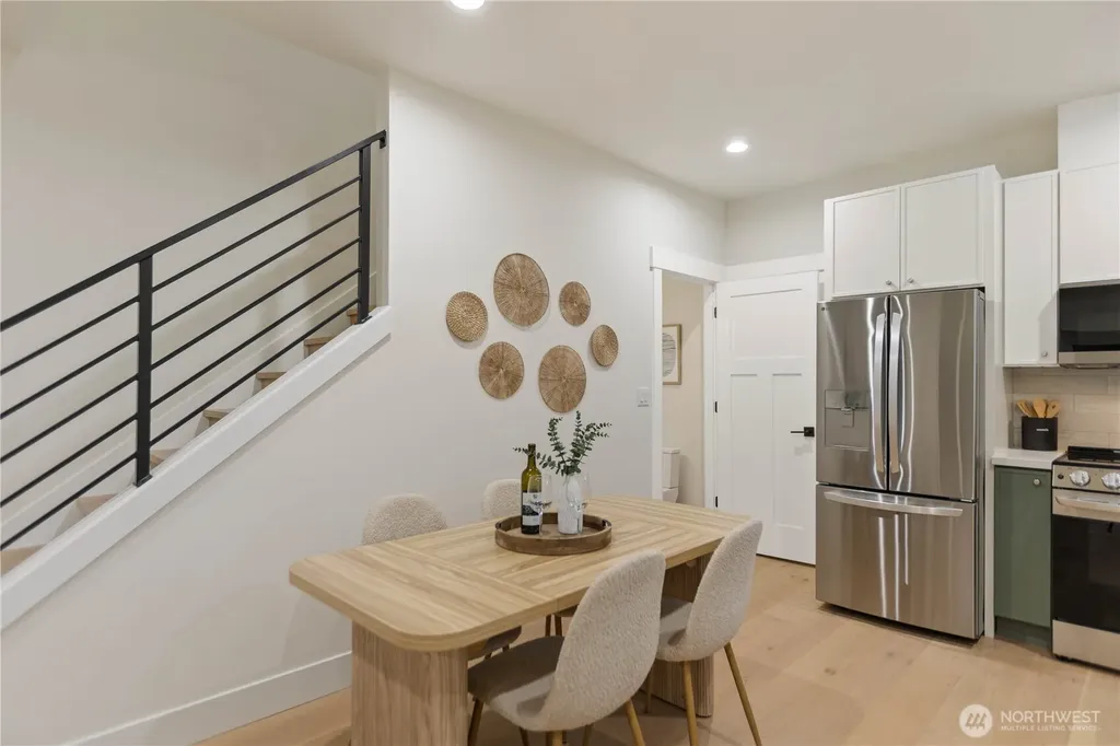811 NE 125th Street Seattle WA 98125