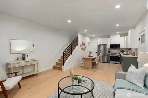 811 NE 125th Street Seattle WA 98125
