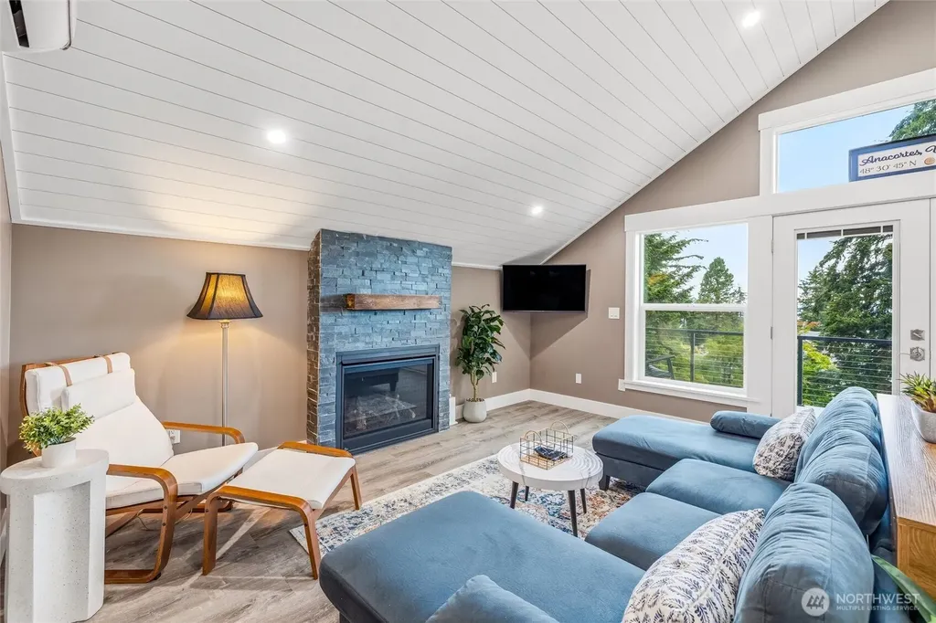 818 Haddon Road Anacortes WA 98221