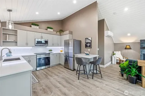 818 Haddon Road Anacortes WA 98221