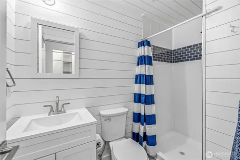 818 Haddon Road Anacortes WA 98221