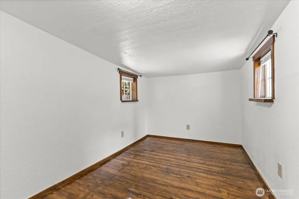 6112 202nd Place NE Arlington WA 98223