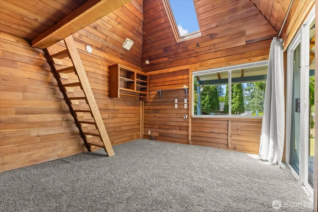 6112 202nd Place NE Arlington WA 98223
