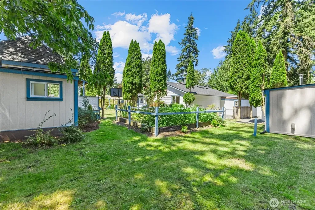 6112 202nd Place NE Arlington WA 98223
