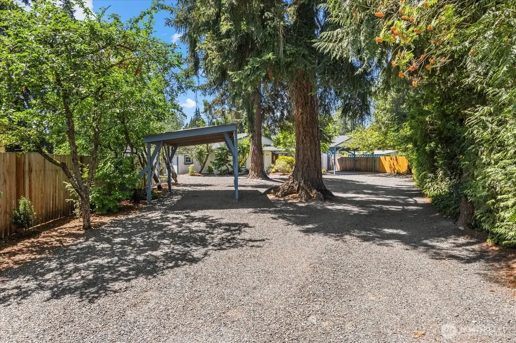 6112 202nd Place NE Arlington WA 98223