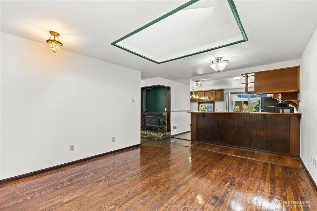 6112 202nd Place NE Arlington WA 98223