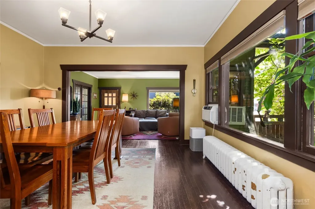 1532 Baker Avenue Everett WA 98201