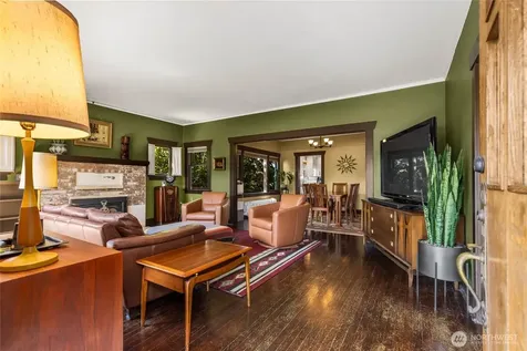 1532 Baker Avenue Everett WA 98201