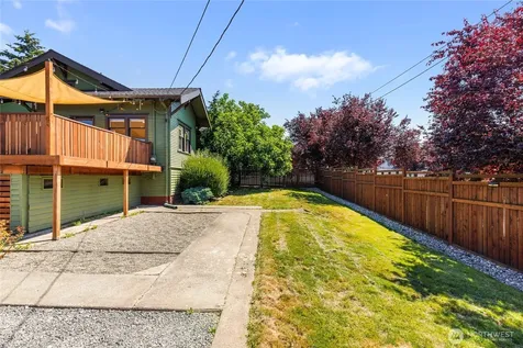 1532 Baker Avenue Everett WA 98201
