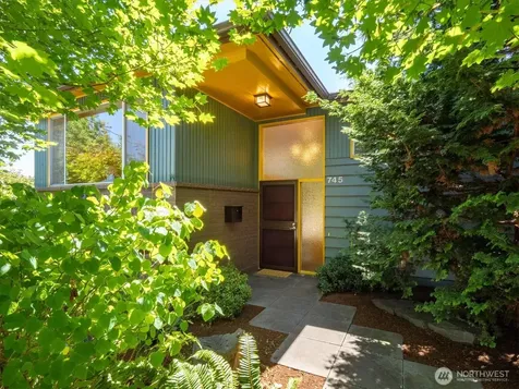 745 N 97th Street Seattle WA 98103