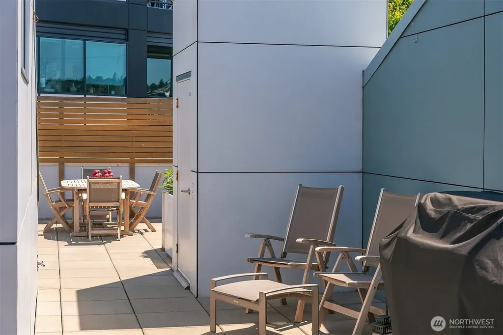 2804 Fairview Avenue E Seattle WA 98102