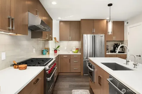 2804 Fairview Avenue E Seattle WA 98102