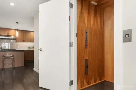 2804 Fairview Avenue E Seattle WA 98102