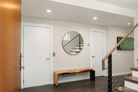 2804 Fairview Avenue E Seattle WA 98102