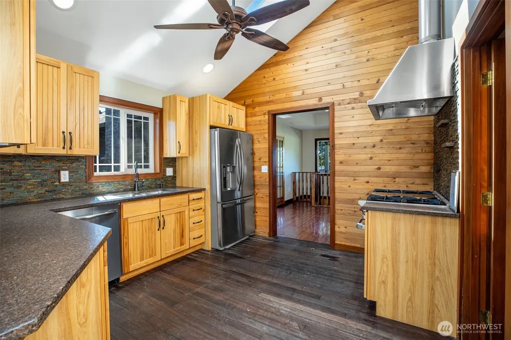 31616 NE 55th Street Carnation WA 98014