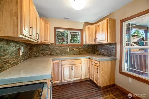 31616 NE 55th Street Carnation WA 98014