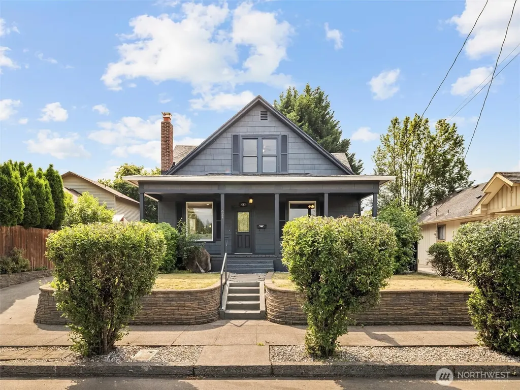 624 NE 2nd Avenue Camas WA 98600